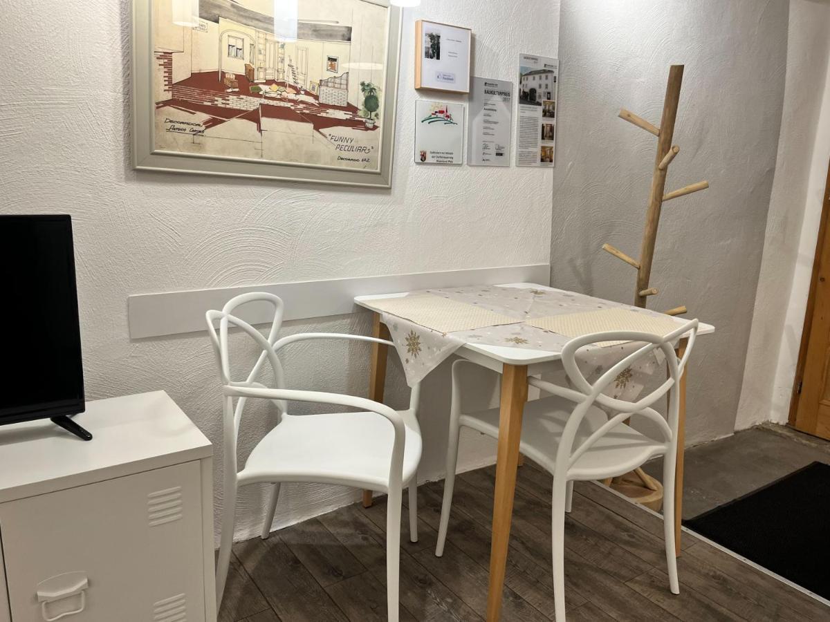 Living-In-History: Historischer Charme Und Design Dudeldorf Bagian luar foto