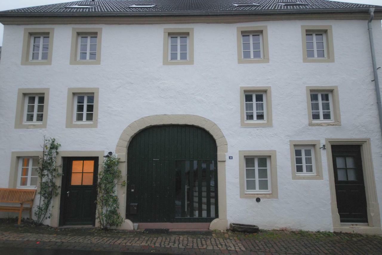 Living-In-History: Historischer Charme Und Design Dudeldorf Bagian luar foto